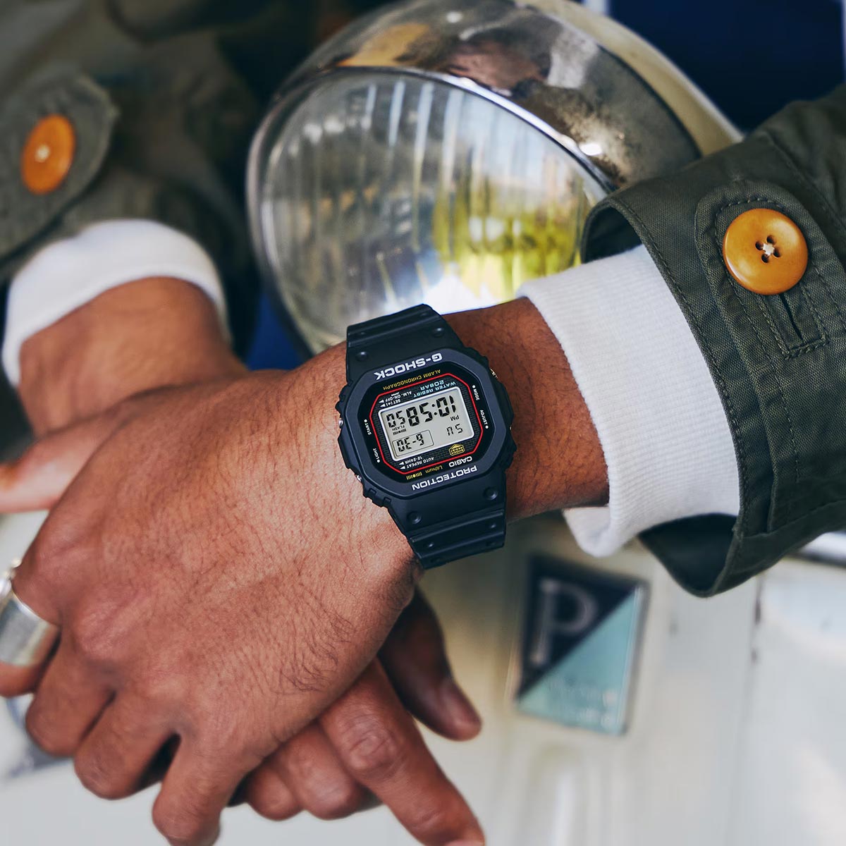 G-Shock 5000 Series DW-5000R-1A