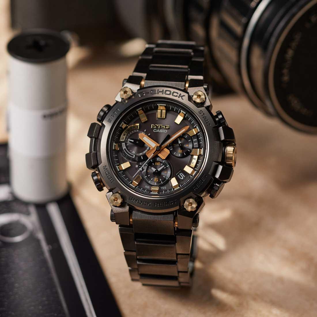 G-Shock MT-G Watch Set MTG-B3000BDE-1A